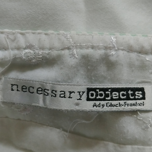 Green and white skirt - Picture 5 of 7